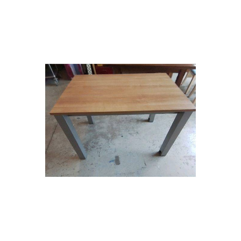 TABLE DE CUISINE 