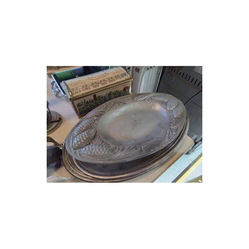 PLAT EN ETAIN 