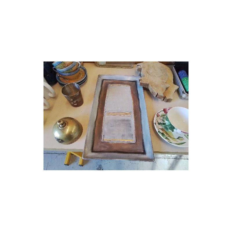PLAT GRIS