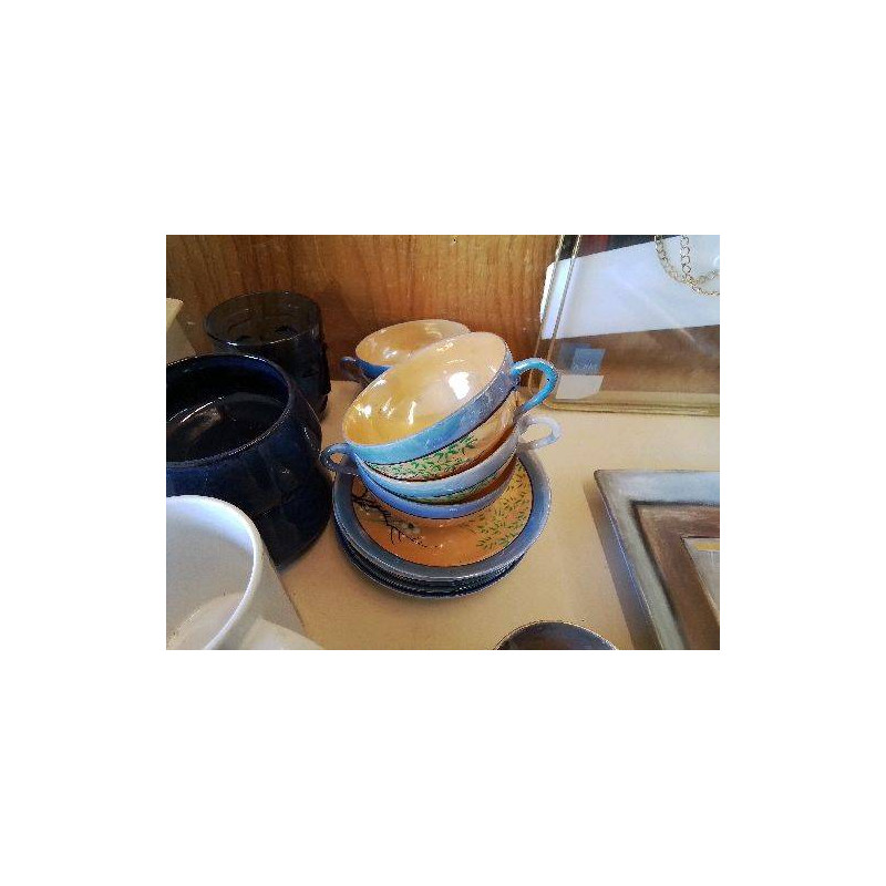 TASSE AVEC SOUCOUPE MOTIF ASIATIQUE 