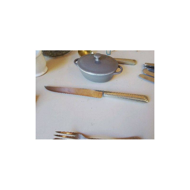 COUTEAU EN INOX ET METAL ARGENTÉ 
