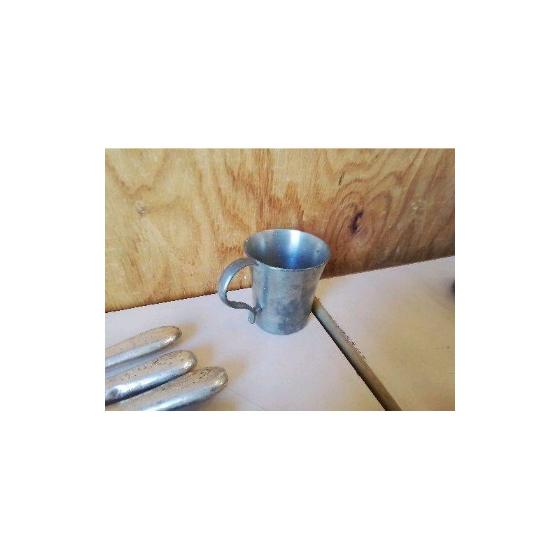 TASSE EN ETAIN