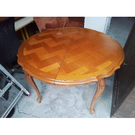 TABLE RONDE STYLE LOUIS XV